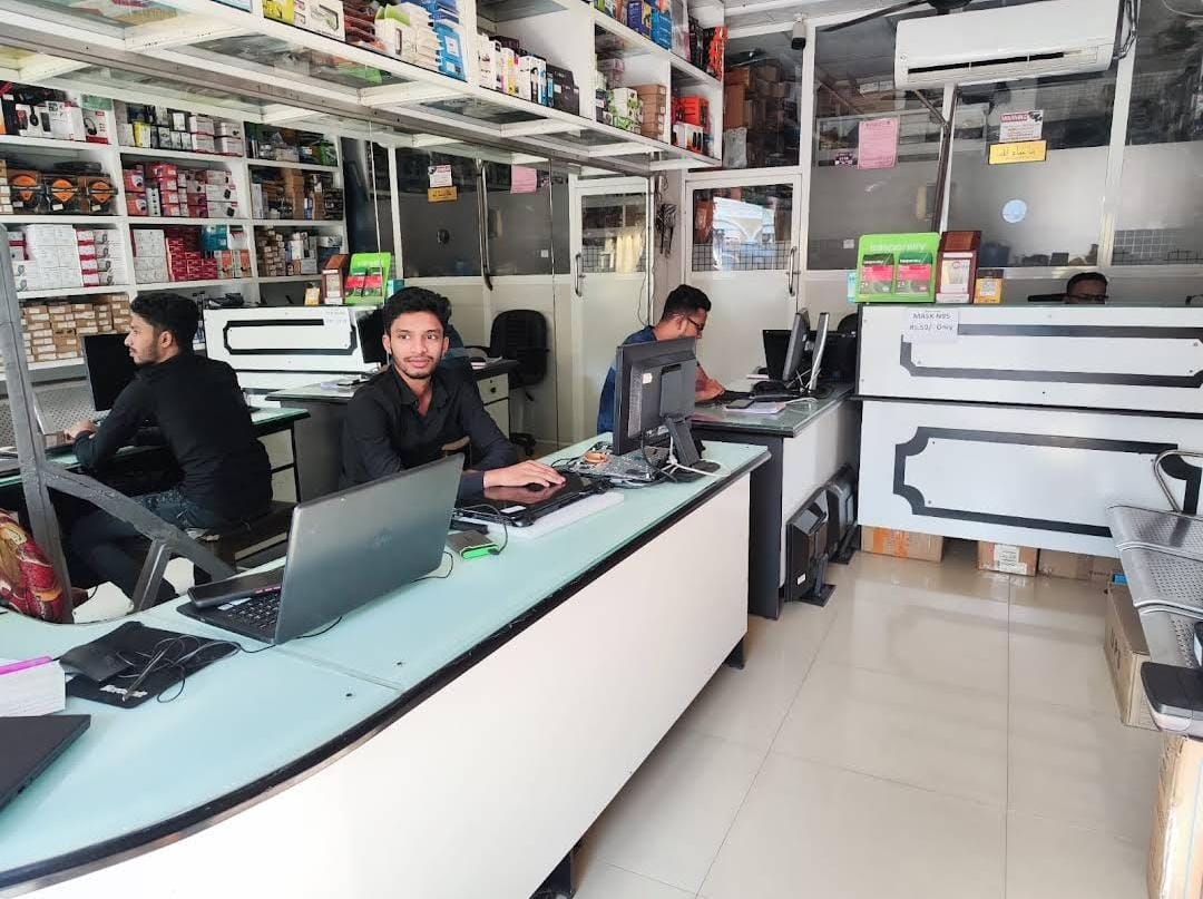 WhatsApp-Image-2025-11-18-at-7.58.13-PM