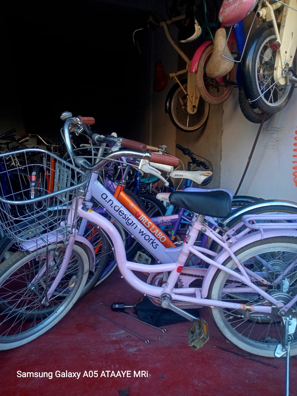 c4084f1d-28b9-4ab6-b503-6f58458a2749